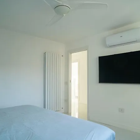 Caravaggio Luxury * Νάπολη