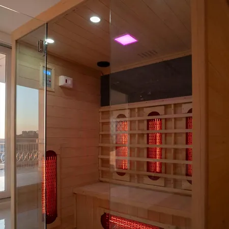 Caravaggio Luxury Apartment Naples