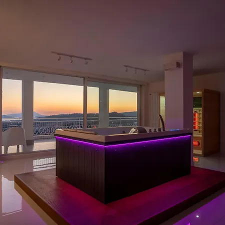 Caravaggio Luxury Naples