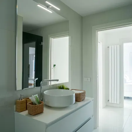 Caravaggio Luxury * Naples